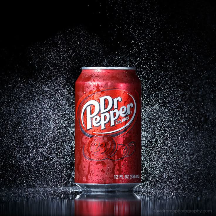 Dr Pepper Original Soda Drink (12 oz / 355ml Can)